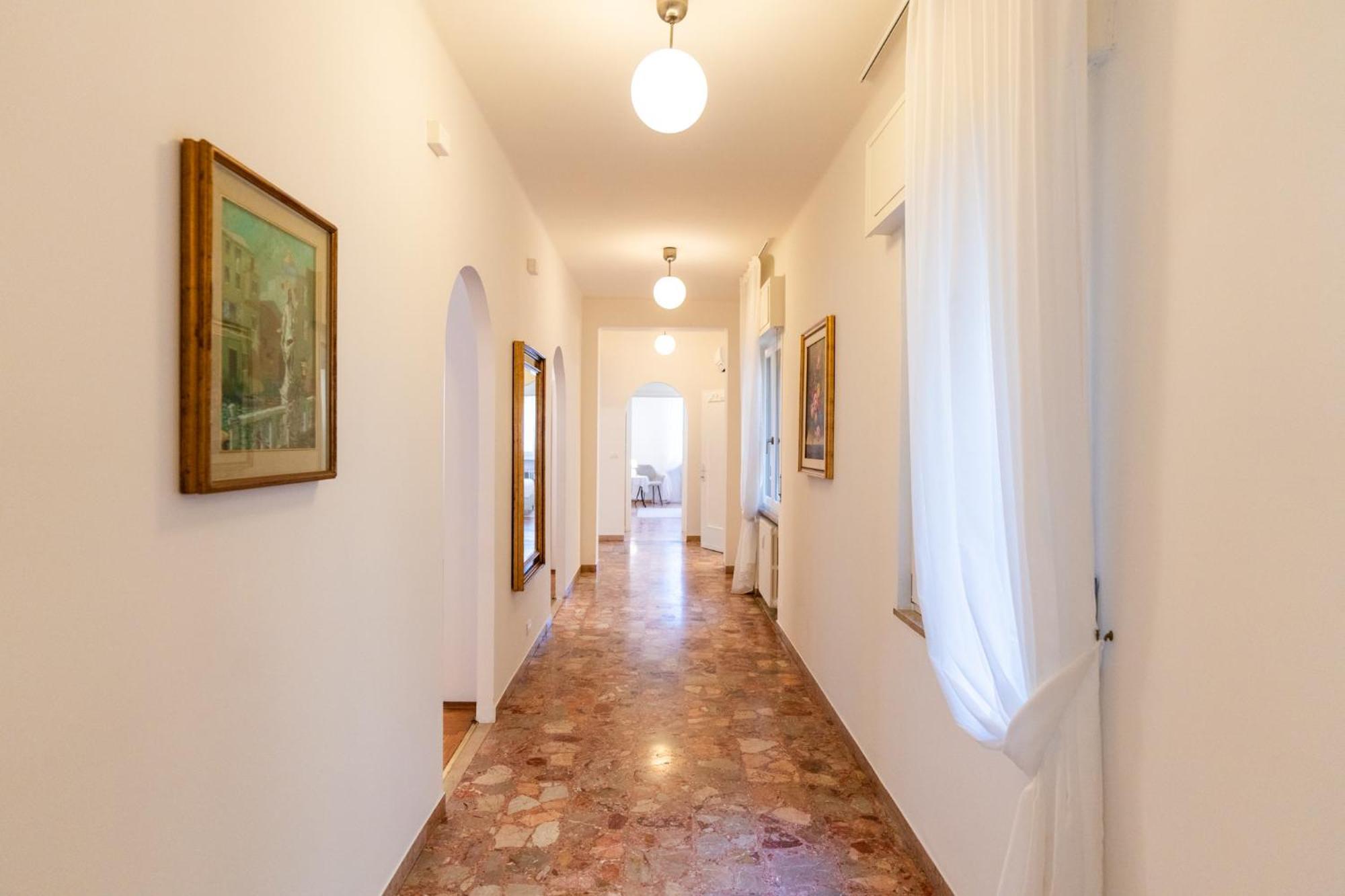 Domus Verona - Elegante Residenza Con Affaccio Su Porta Leoni Kamer foto