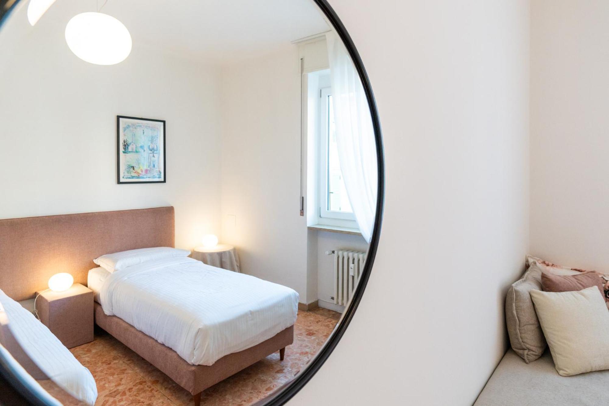Domus Verona - Elegante Residenza Con Affaccio Su Porta Leoni Kamer foto